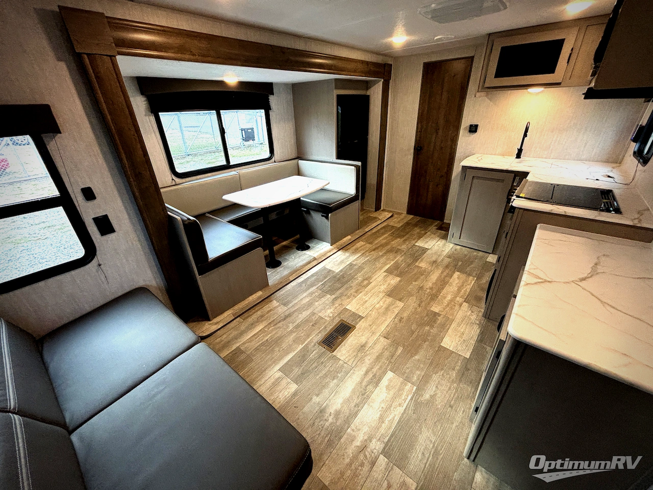 2025 Forest River Viking 6K Series 262BHS Photo 5