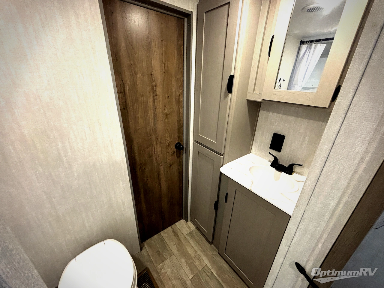 2025 Forest River Viking 6K Series 262BHS Photo 11