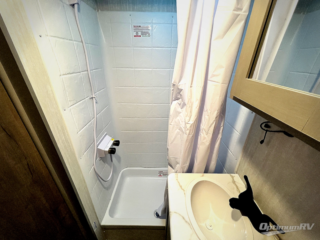 2025 Forest River Viking 5K Series 242MK Photo 20