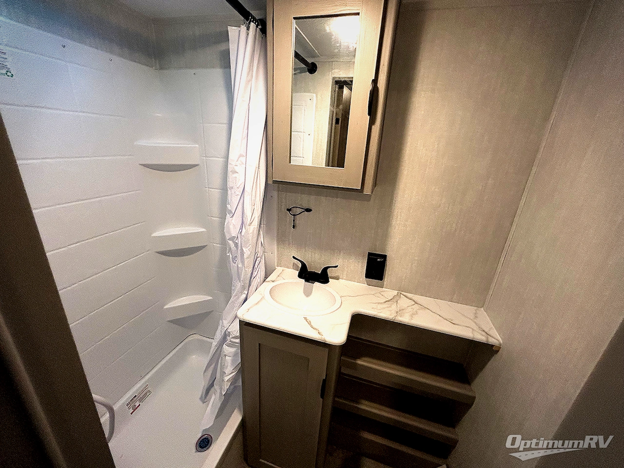 2025 Forest River Viking 5K Series 242MK Photo 7