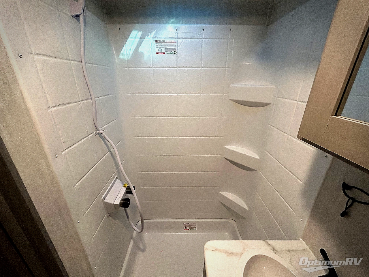 2025 Forest River Viking 5K Series 242MK Photo 8