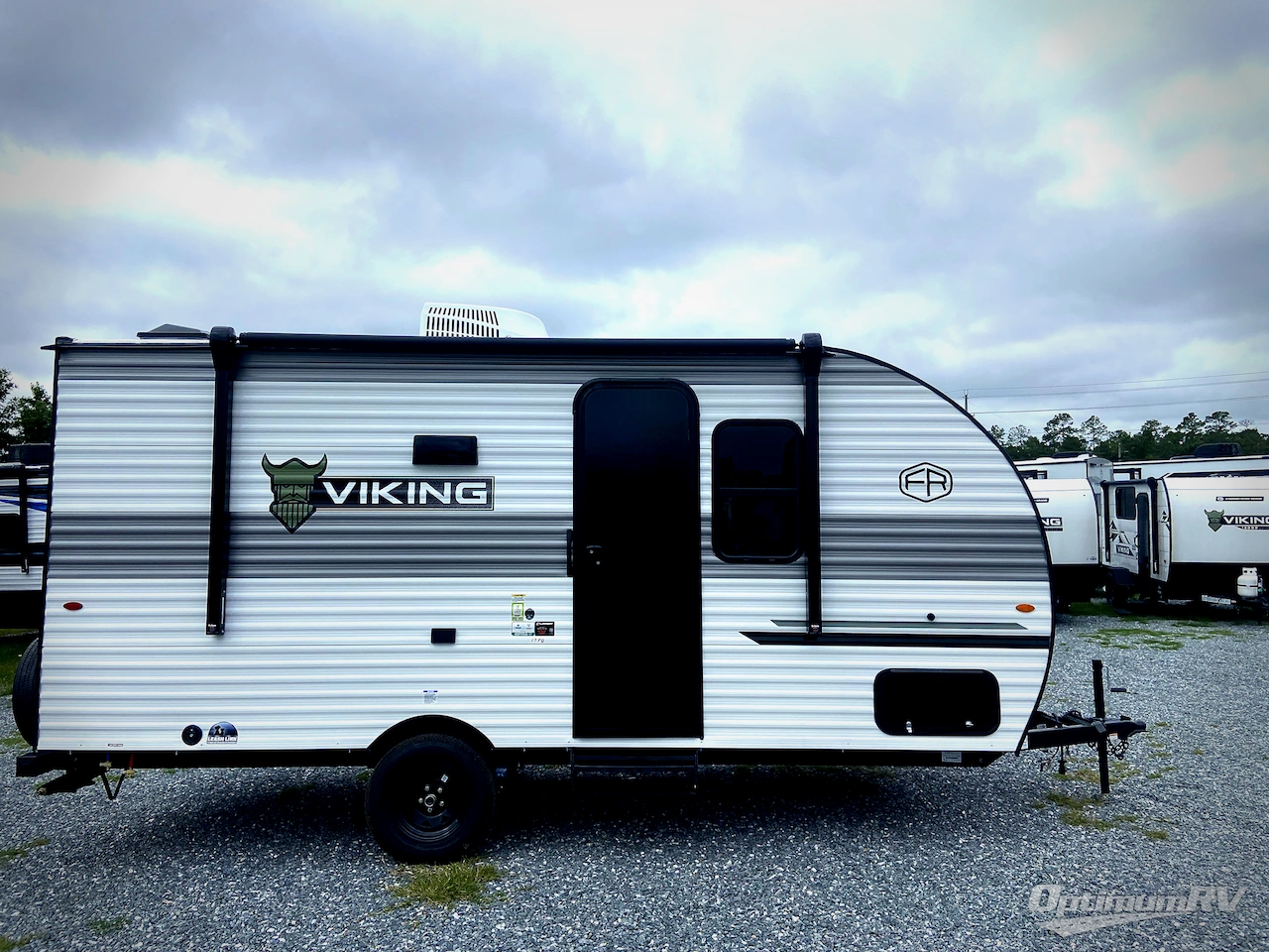 2025 Forest River Viking 3K Series 17SFQ Photo 3