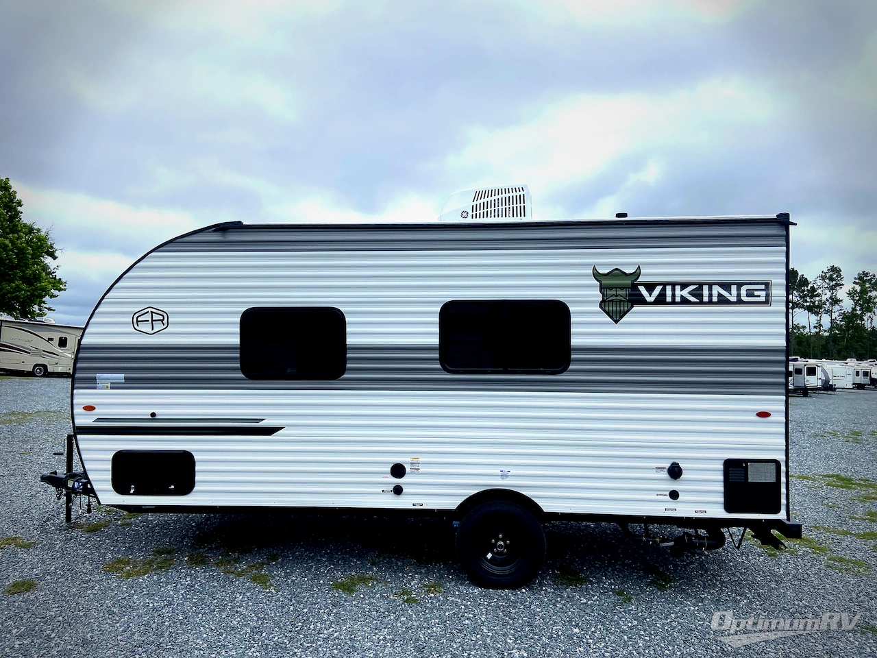 2025 Forest River Viking 3K Series 17SFQ Photo 7