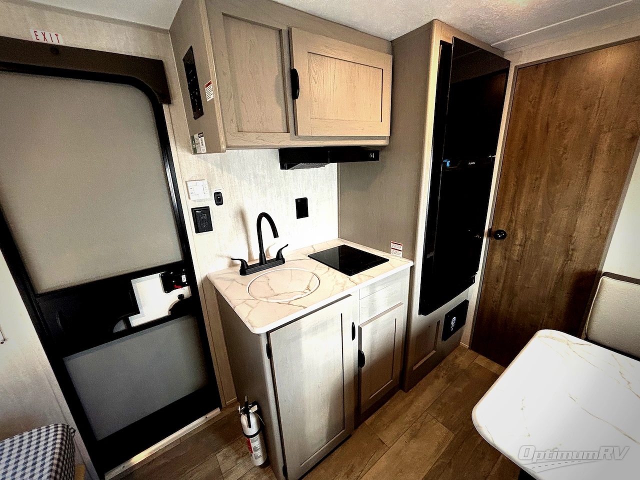 2025 Forest River Viking 3K Series 17SFQ Photo 7