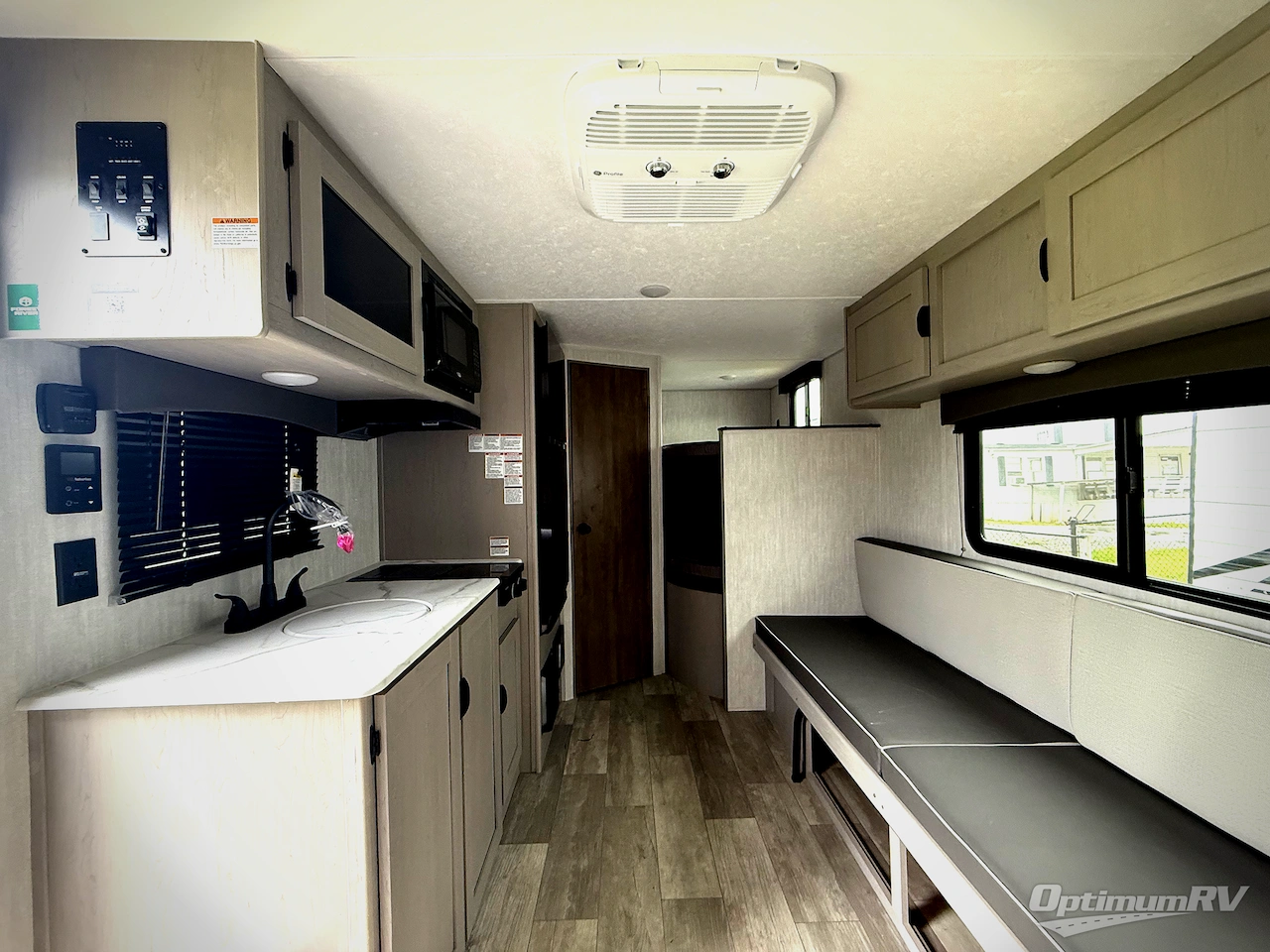 2025 Forest River Viking 4K Series 18BH Photo 4
