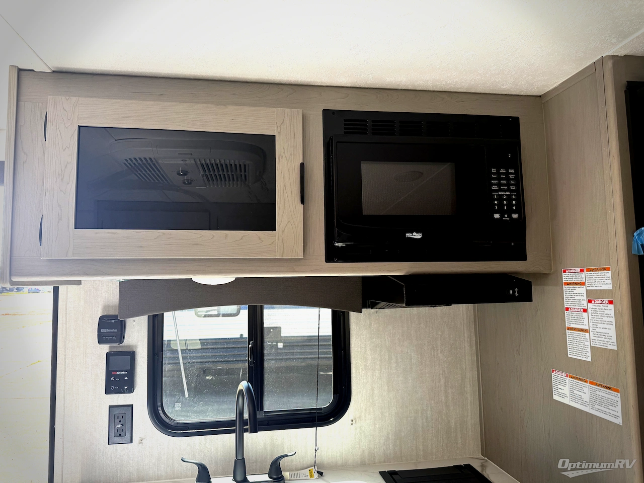 2025 Forest River Viking 4K Series 18BH Photo 8
