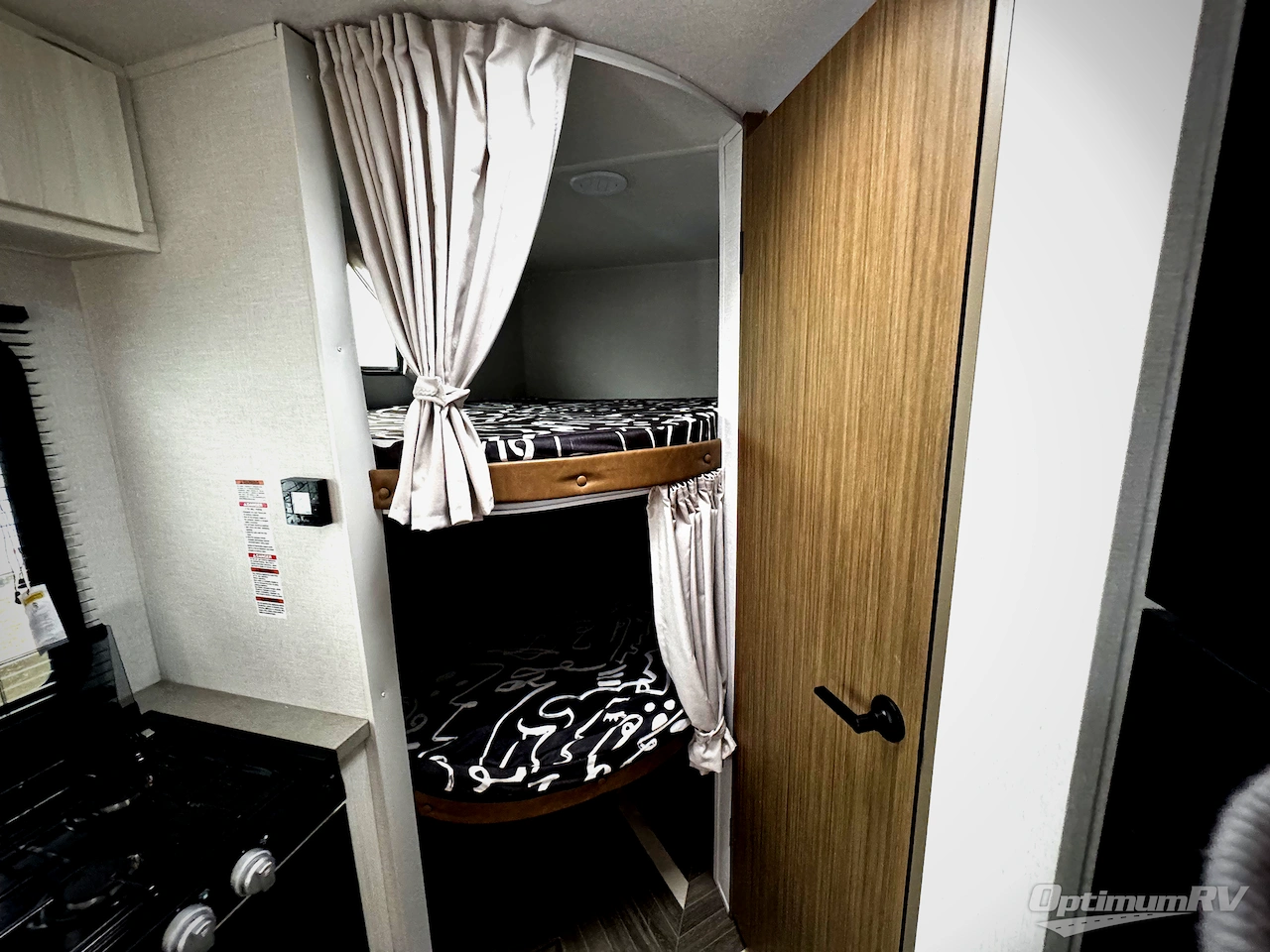 2026 Forest River Ozark 2400BHLE Photo 5