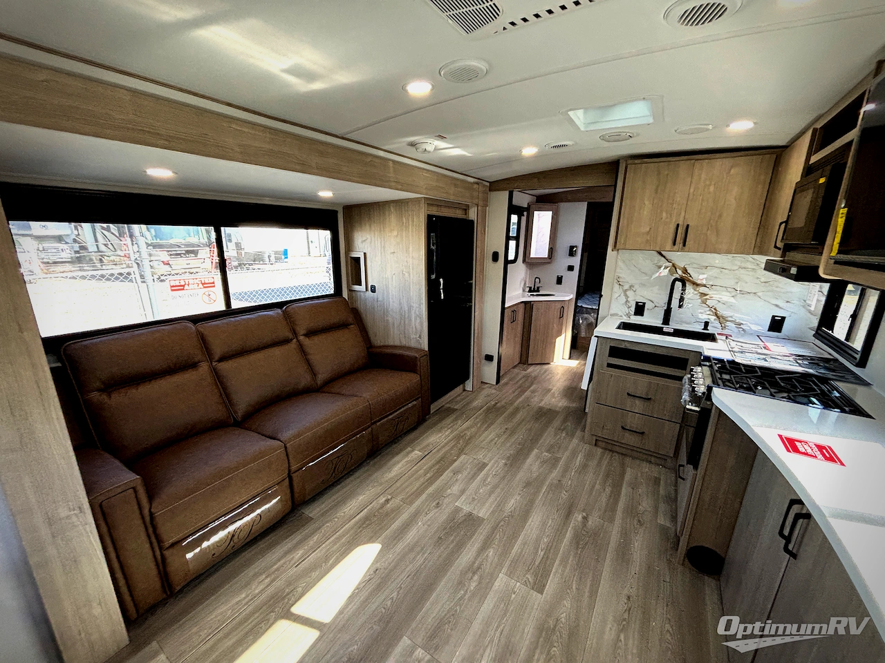 2026 Grand Design Imagine 2500RL Photo 4