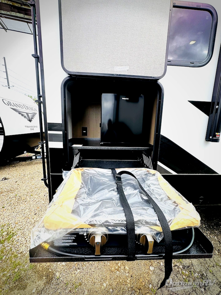 2026 Grand Design Reflection 150 Series 250ML Photo 16