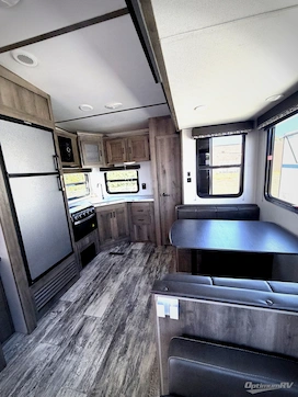2020 Keystone Sprinter Campfire Edition 27FWML RV Photo 2