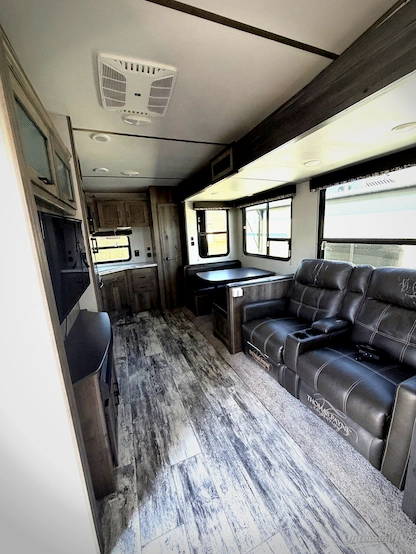 2020 Keystone Sprinter Campfire Edition 27FWML RV Photo 1