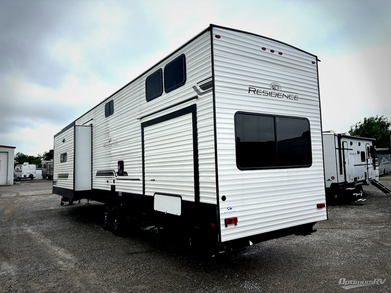 2025 Keystone Residence 40FSRL Photo 3