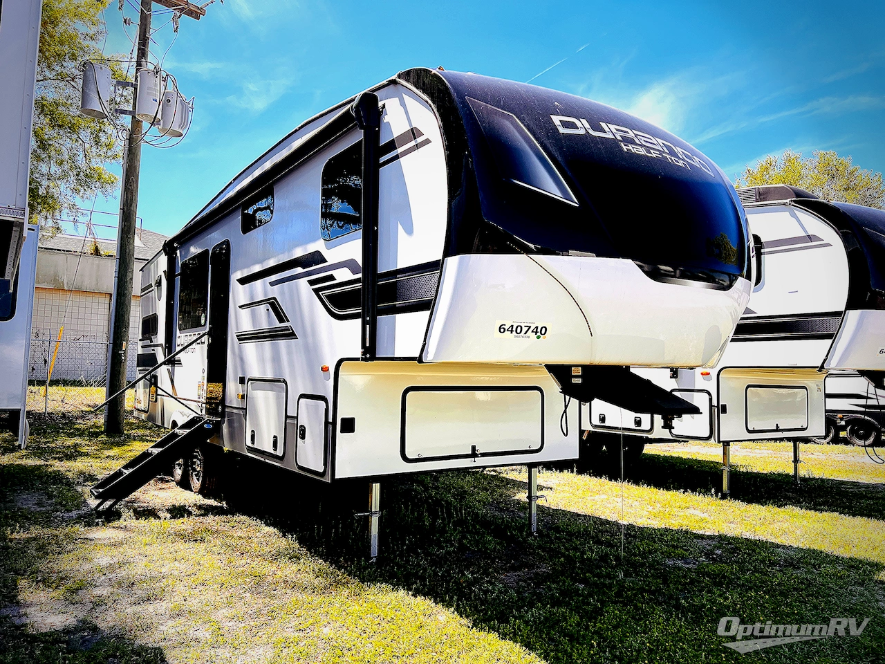2025 KZ Durango Half-Ton D240RKD Photo 1