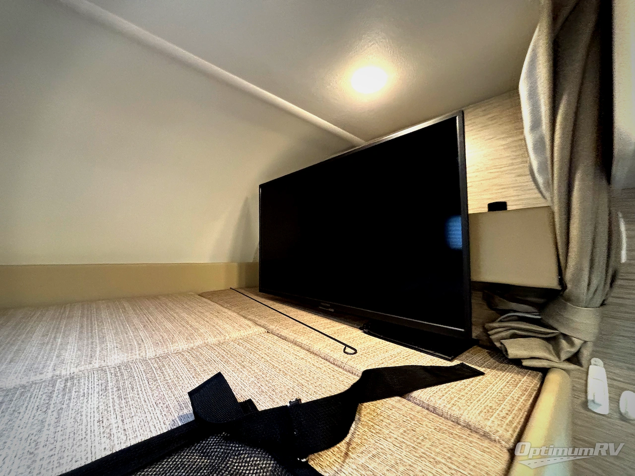 2023 Thor Four Winds 25M Photo 12