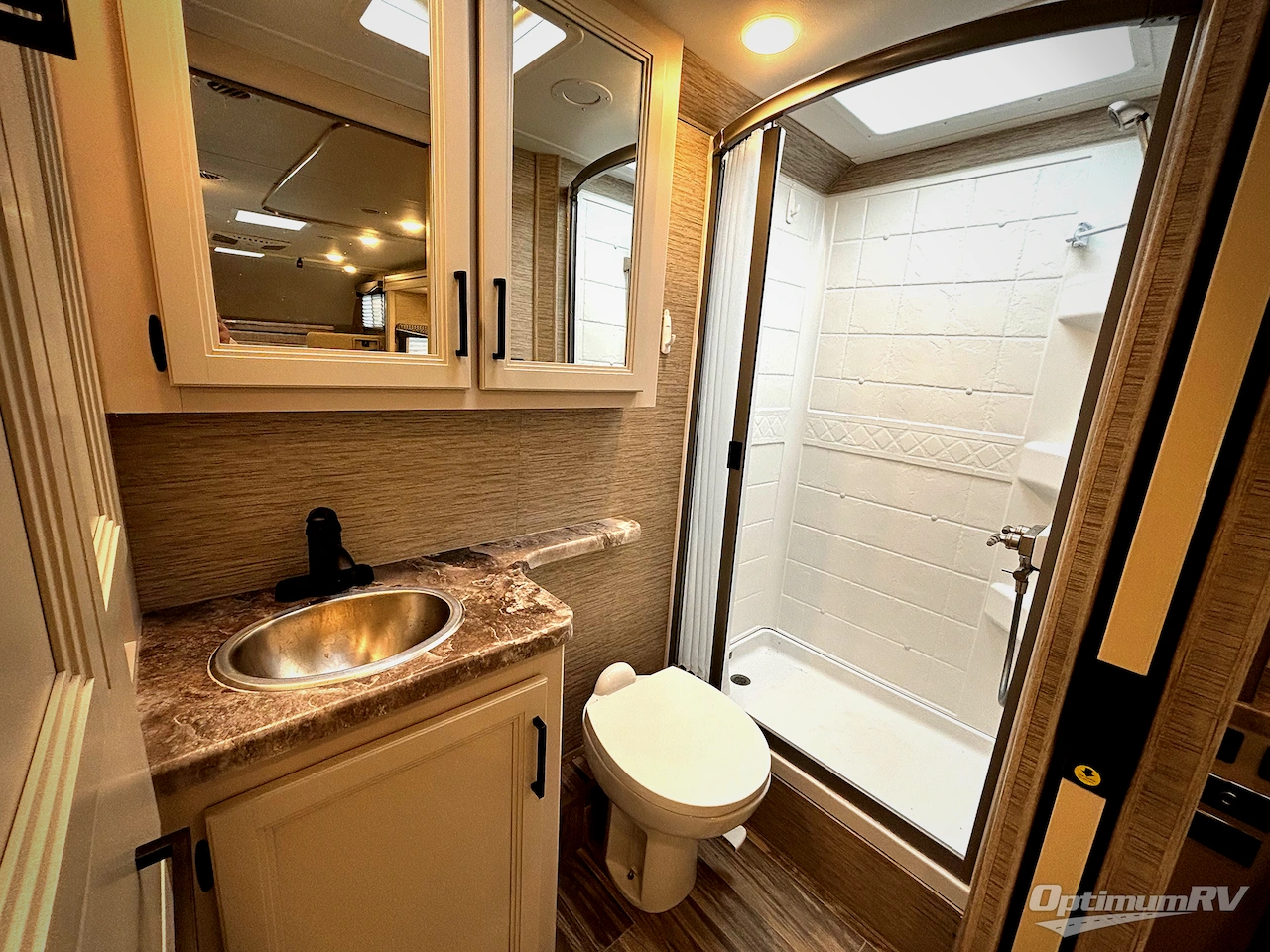 2023 Thor Four Winds 25M Photo 18