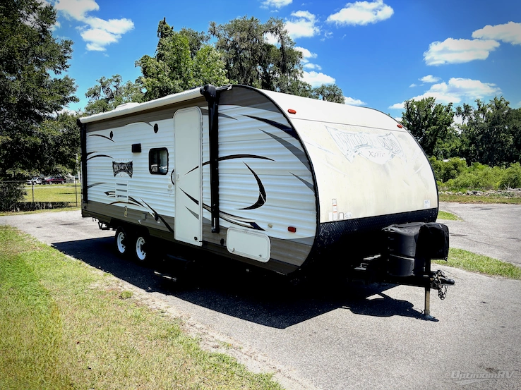 2017 Forest River Wildwood X-Lite 230BHXL RV Photo 1
