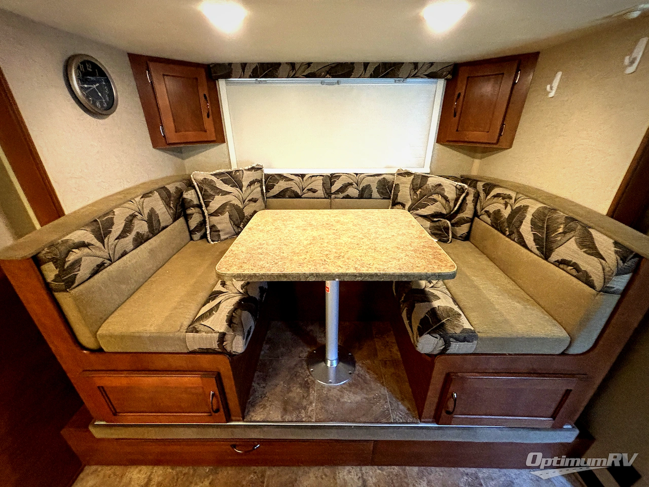 2016 Lance Lance Travel Trailers 1575 Photo 11