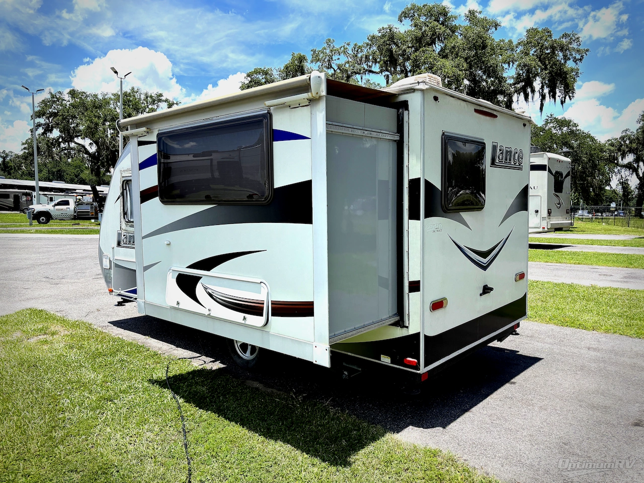 2016 Lance Lance Travel Trailers 1575 Photo 3
