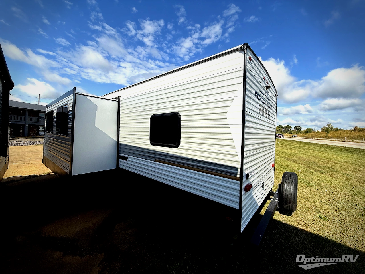 2026 Palomino Puma Camping Edition 304BHCE Photo 3