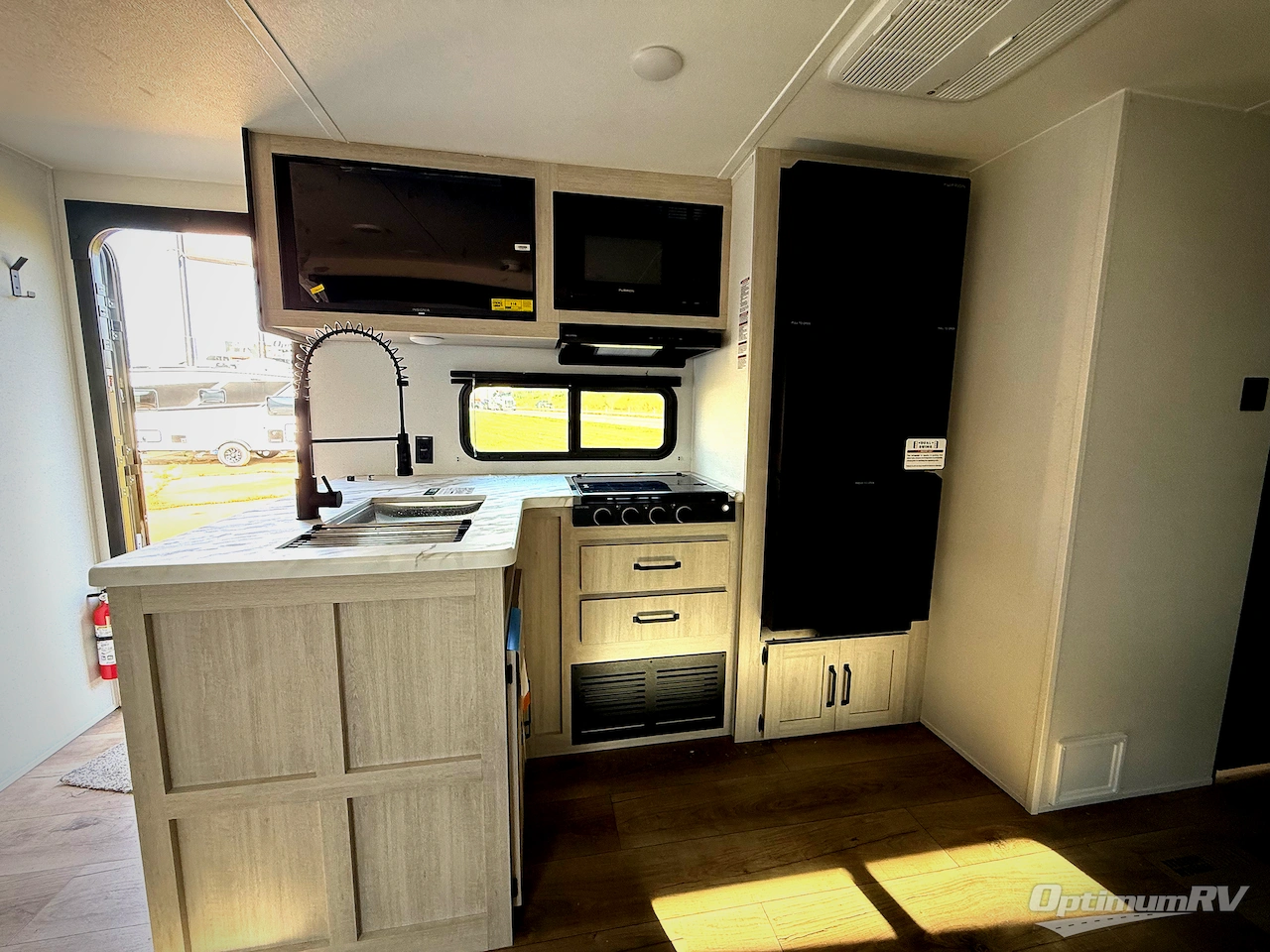 2026 Palomino Puma Camping Edition 304BHCE Photo 7