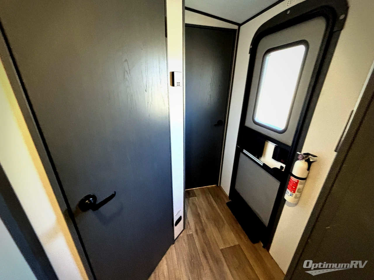 2024 Keystone Premier Ultra Lite 30RIPR Photo 7