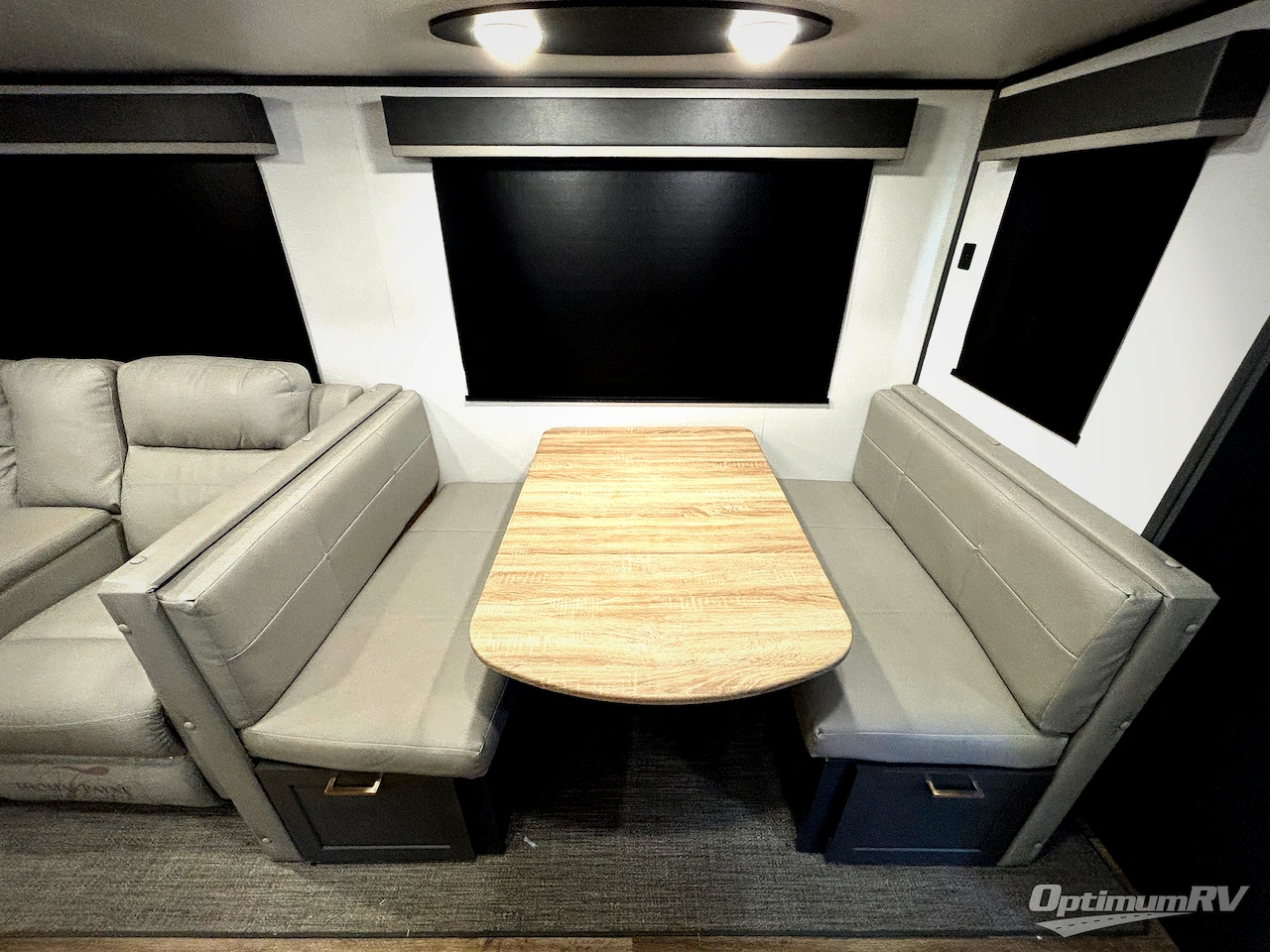 2024 Keystone Premier Ultra Lite 30RIPR Photo 13