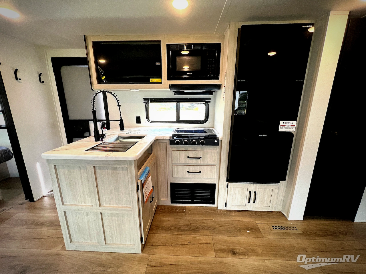 2026 Palomino Puma Camping Edition 250RBCE Photo 8