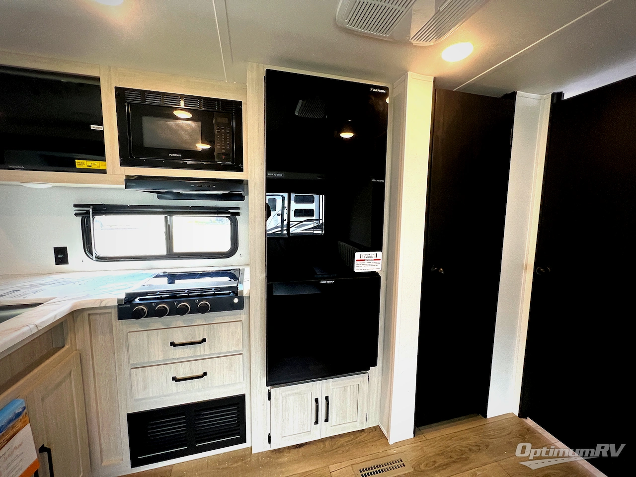 2026 Palomino Puma Camping Edition 250RBCE Photo 13