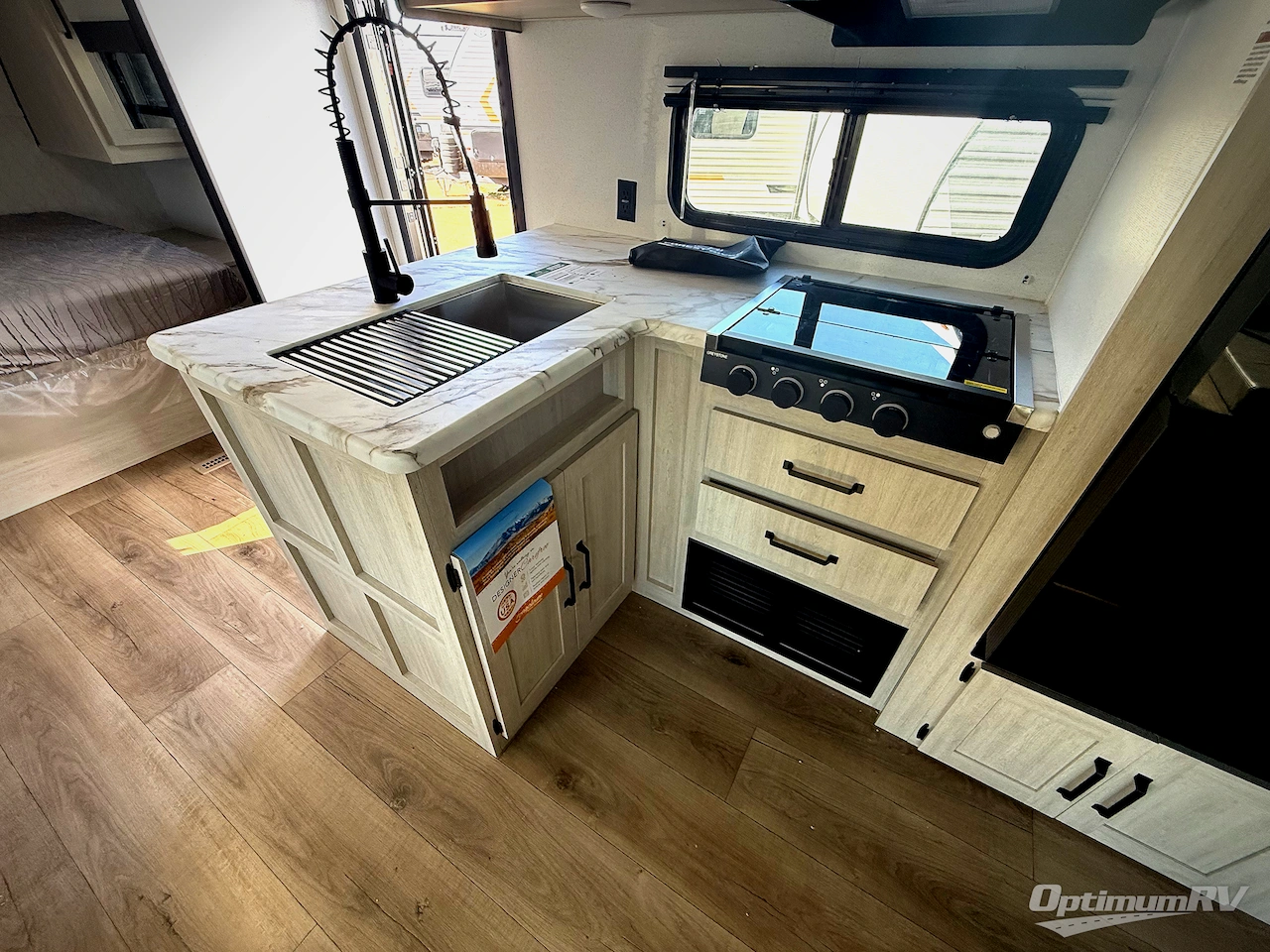 2026 Palomino Puma Camping Edition 250RBCE Photo 8