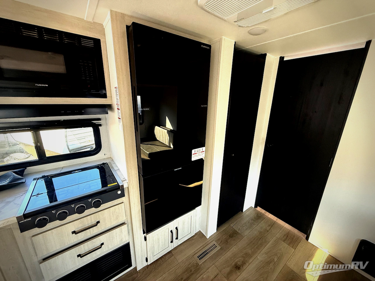 2026 Palomino Puma Camping Edition 250RBCE Photo 9