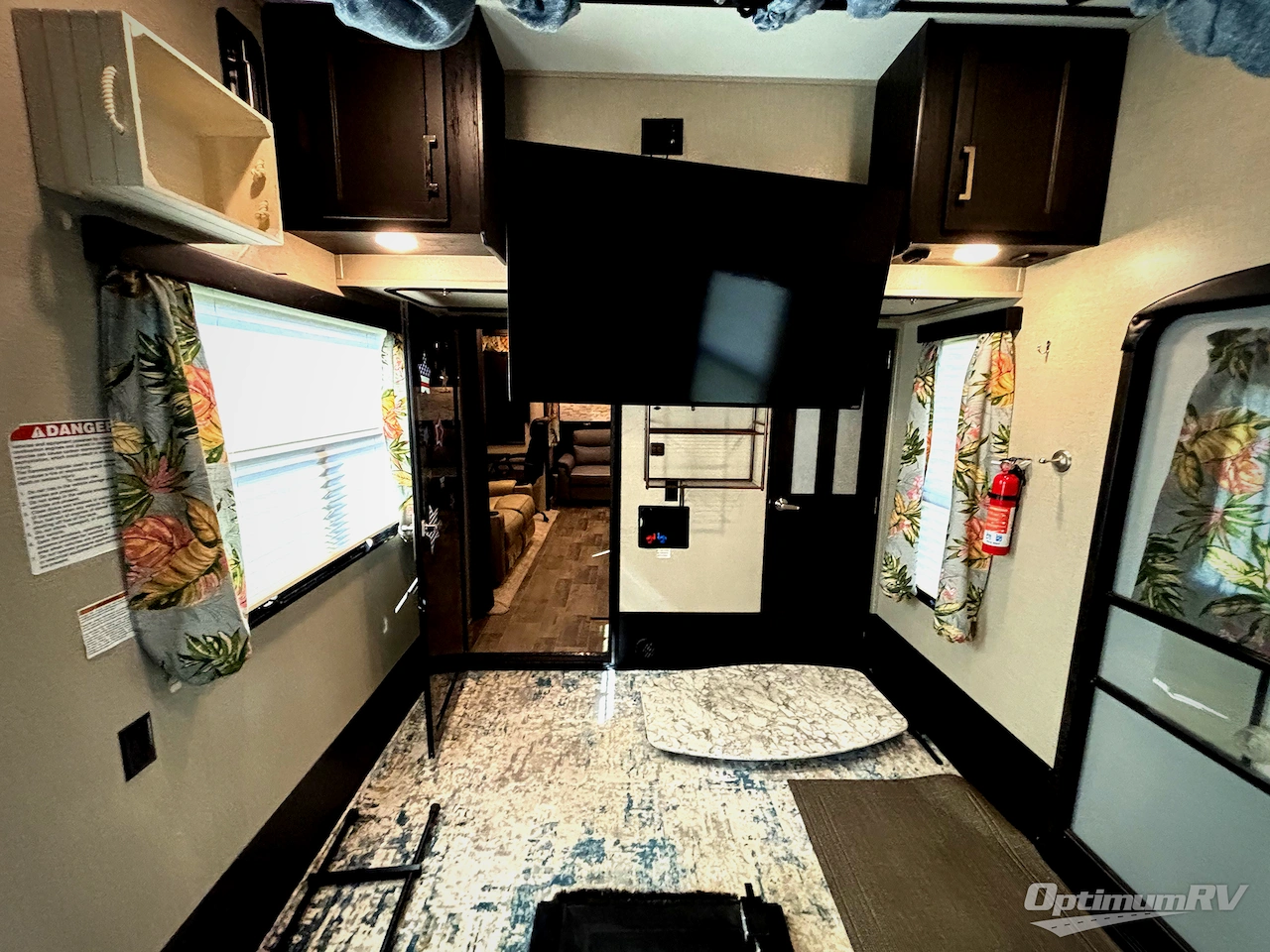 2017 Keystone Fuzion 423 Photo 17