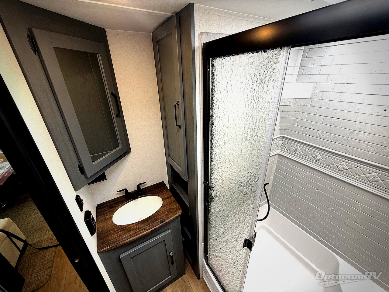 2026 Palomino Puma 31RLQS Photo 14