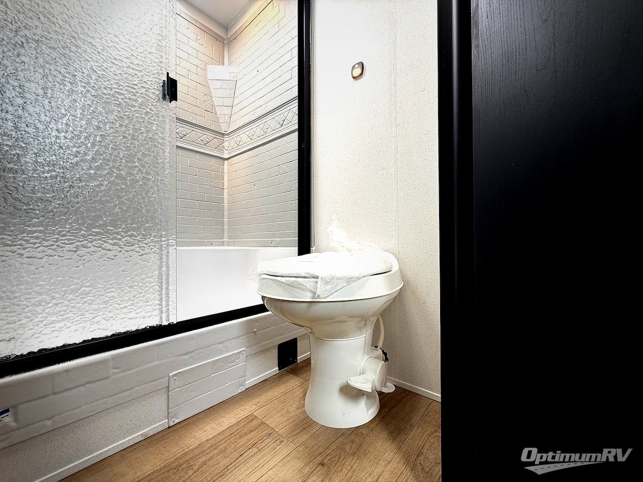 2026 Palomino Puma 31RLQS Photo 16