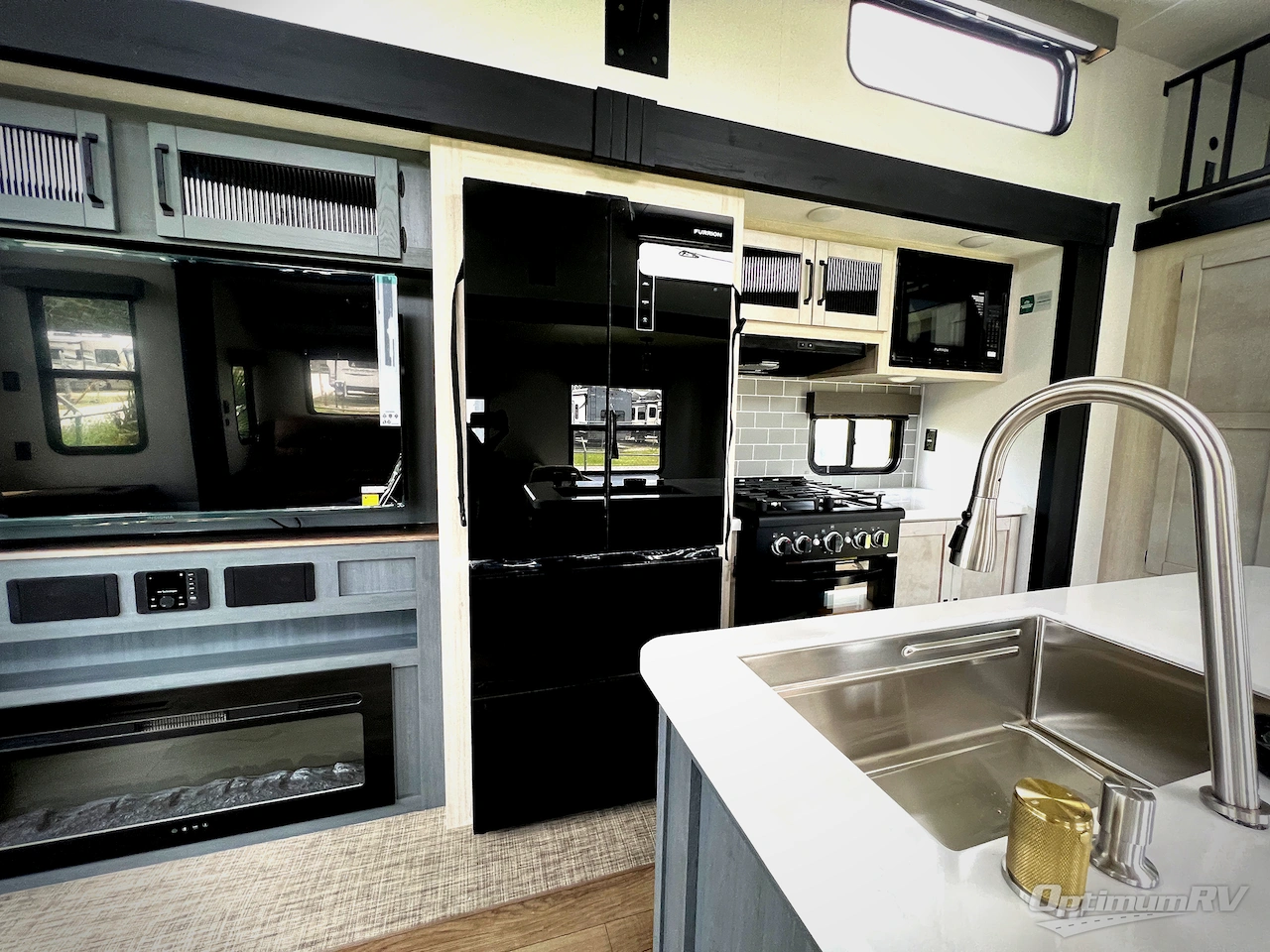 2026 Forest River Puma Vista 401RLFT Photo 14