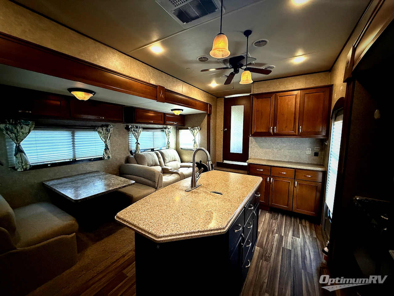2016 Highland Ridge Open Range Roamer RF376FBH Photo 3
