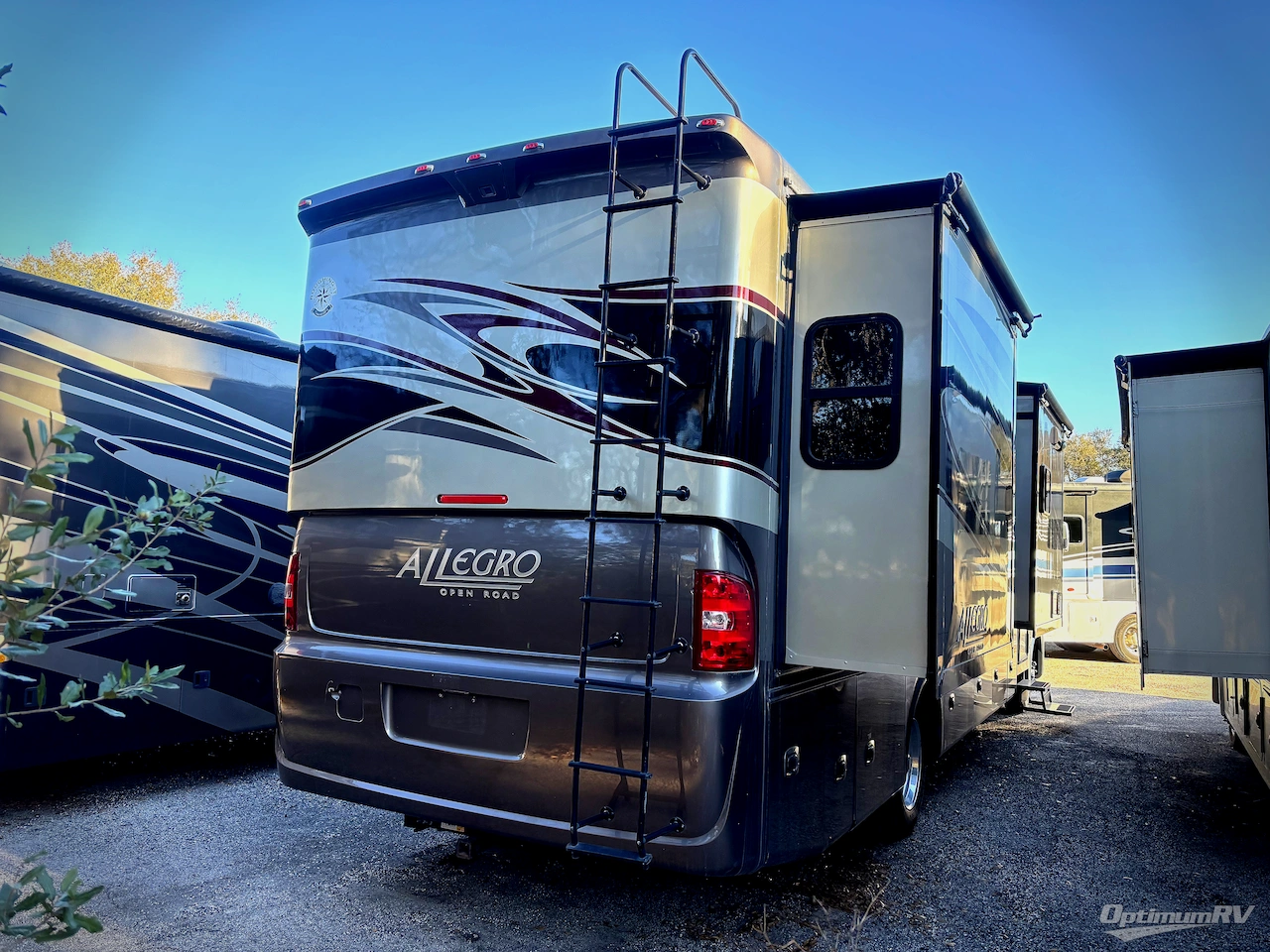 2013 Tiffin Allegro 34 TGA Photo 2