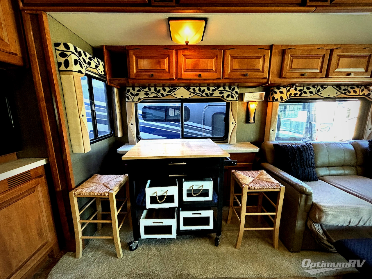 2013 Tiffin Allegro 34 TGA Photo 8