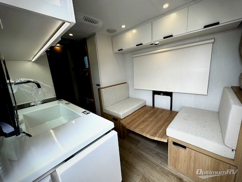 2027 Winnebago Micro Minnie 1800BH RV Photo 2