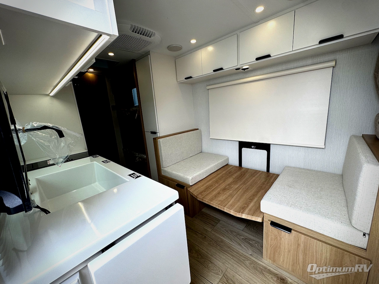 2027 Winnebago Micro Minnie 1800BH Photo 3