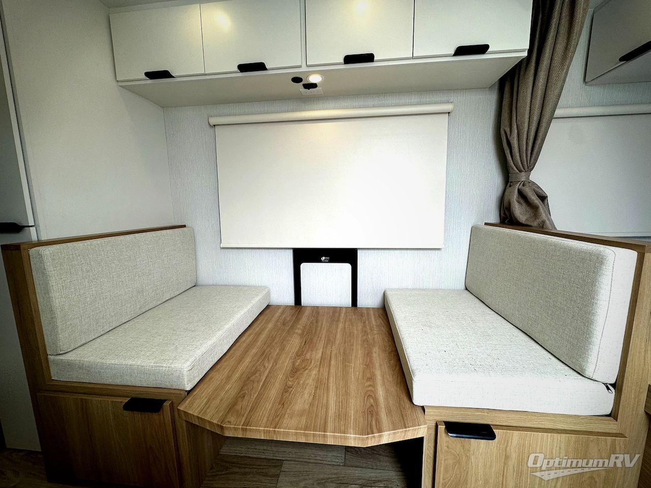 2027 Winnebago Micro Minnie 1800BH Photo 4