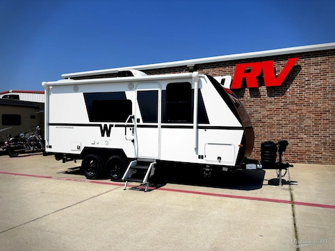New 2027 Winnebago Micro Minnie 2108FBS Featured Photo