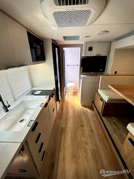 2027 Winnebago Micro Minnie 2108FBS RV Photo 2