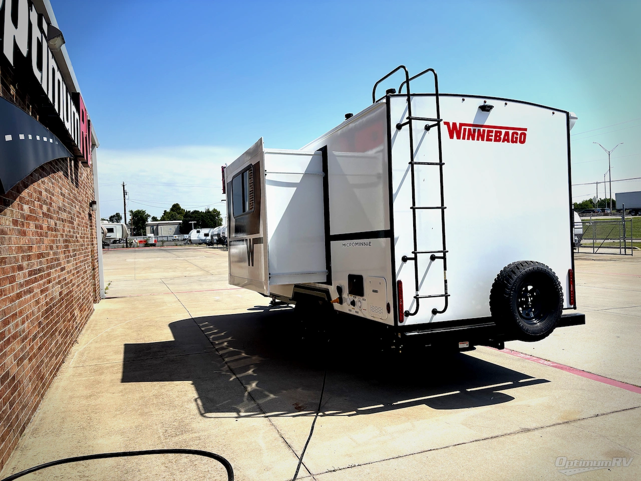 2027 Winnebago Micro Minnie 2108FBS Photo 3