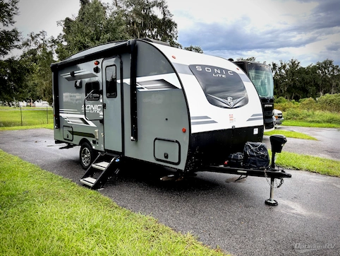Used 2023 Venture Sonic Lite SL150VRB Featured Photo