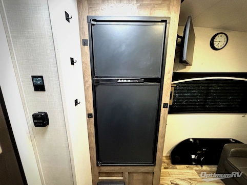 2023 Venture Sonic Lite SL150VRB RV Photo 4