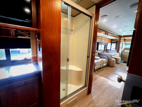 2017 Tiffin Allegro 31 SA RV Photo 4