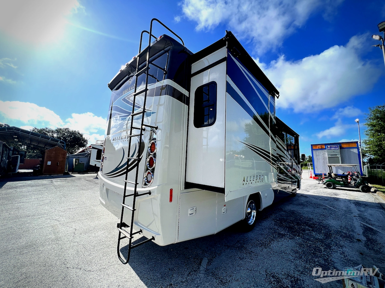 2017 Tiffin Allegro 31 SA Photo 3