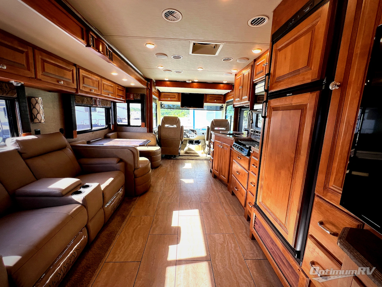2017 Tiffin Allegro 31 SA Photo 5