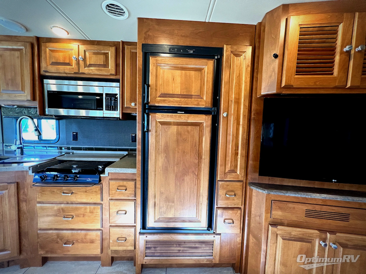 2017 Tiffin Allegro 31 SA Photo 15