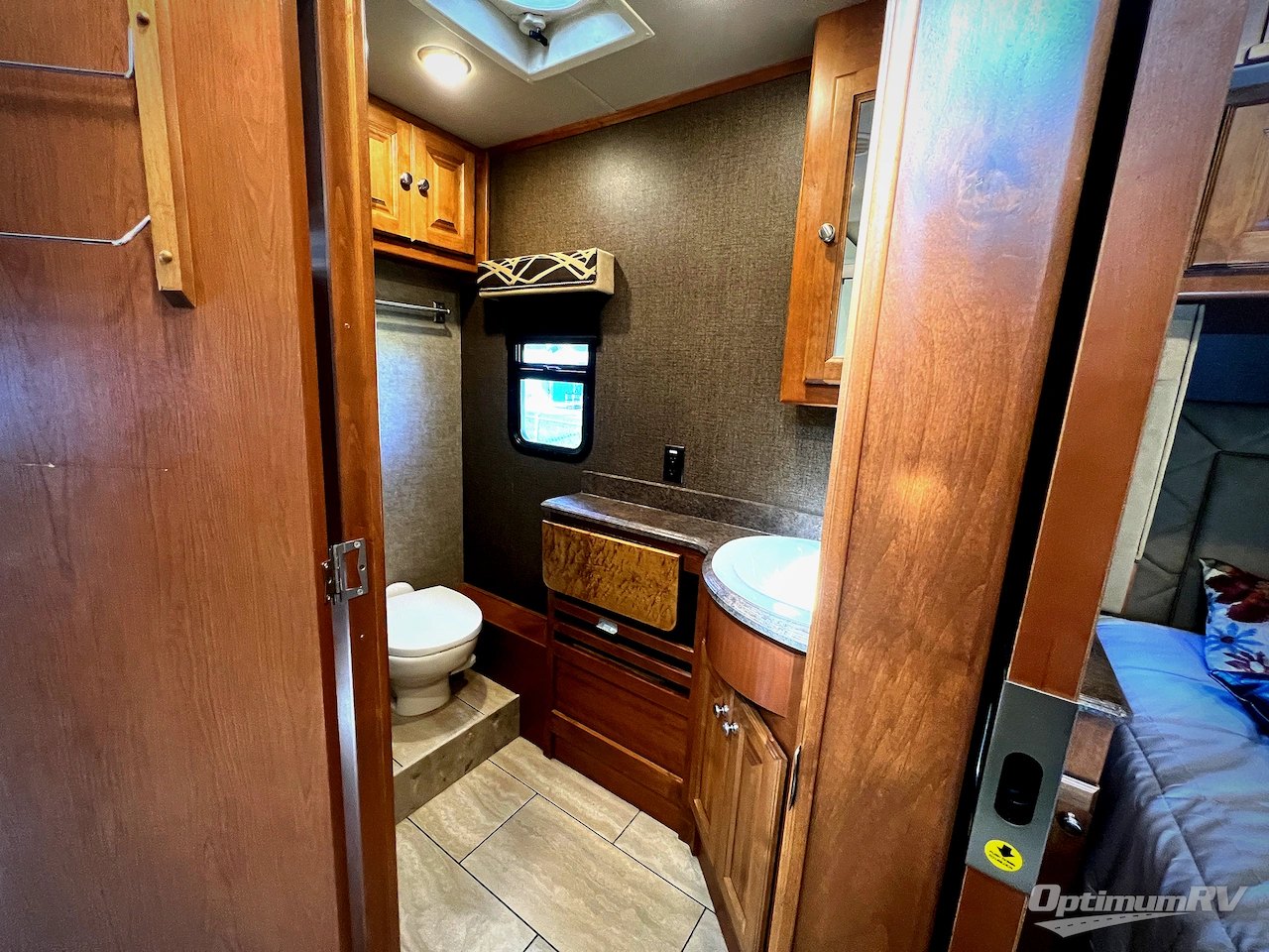 2017 Tiffin Allegro 31 SA Photo 23